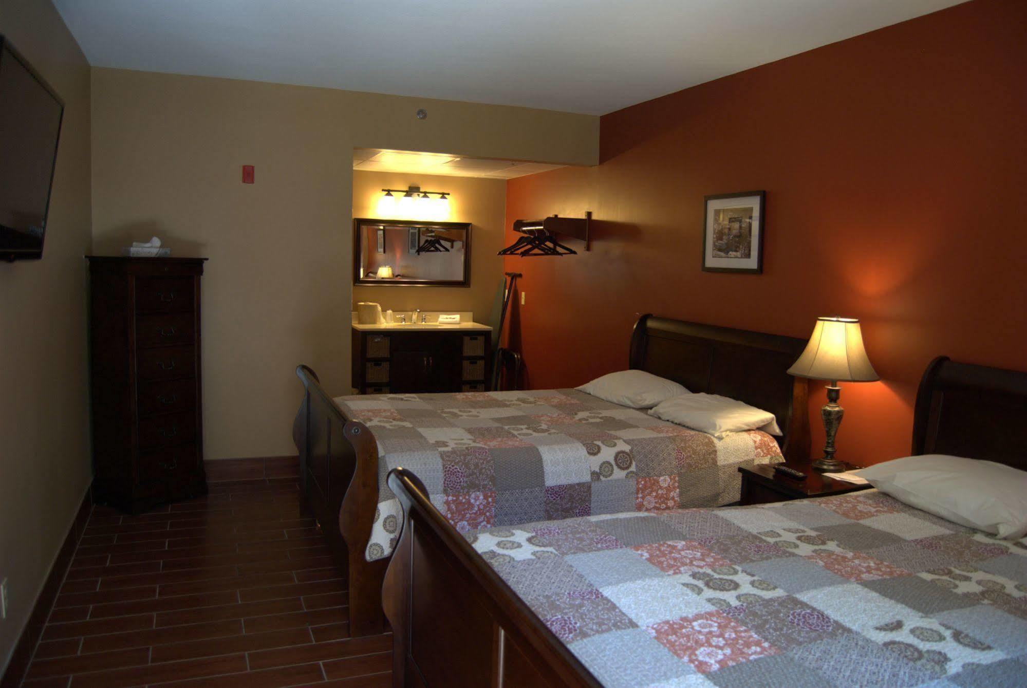 Hotel Put-In-Bay Victory Station Extérieur photo