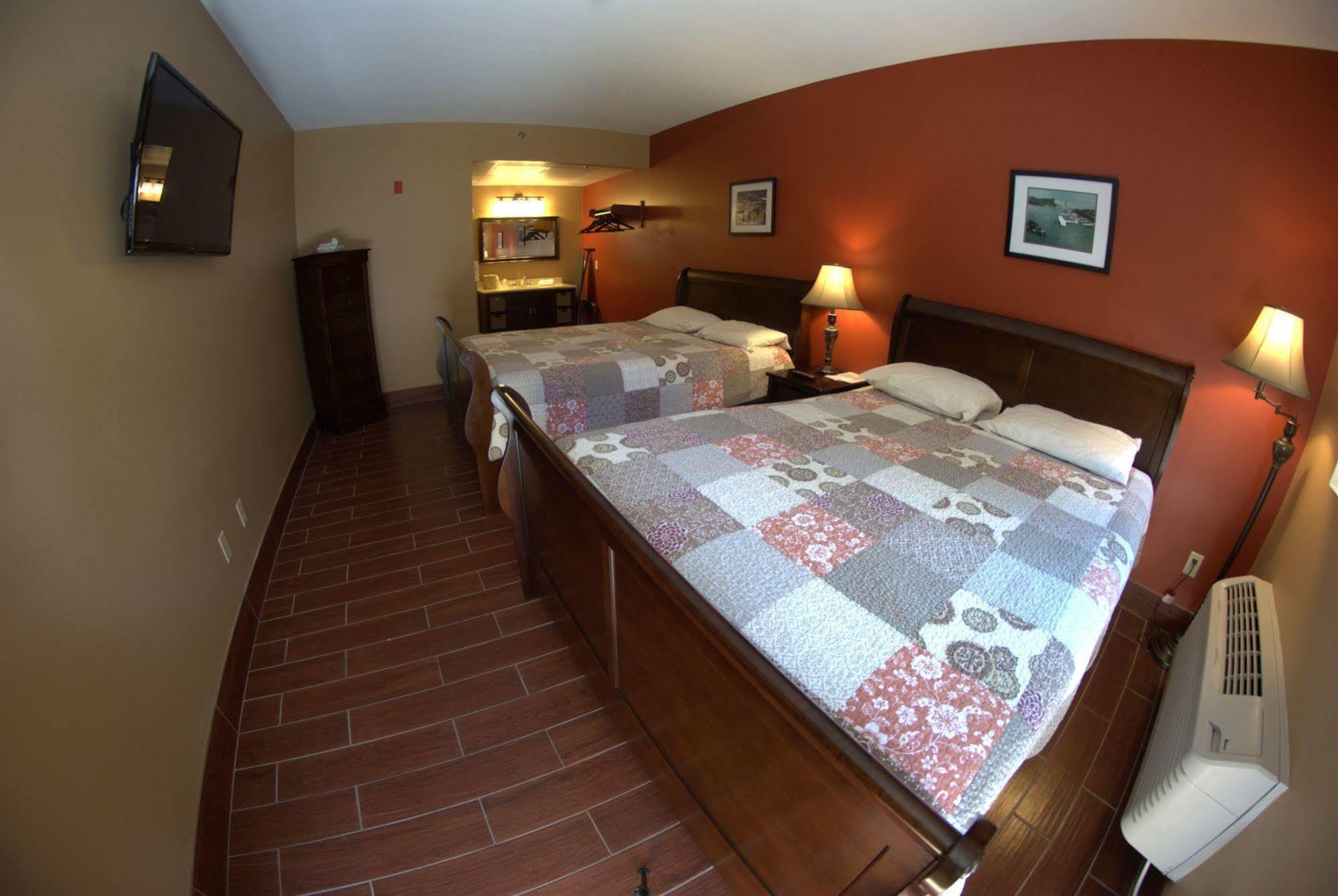 Hotel Put-In-Bay Victory Station Extérieur photo